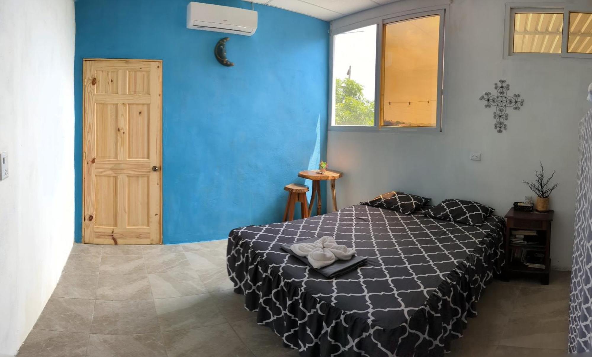 Apartamento Casa Zoila Hospedaje Frente Al Lago Lakefront Lodging Flores Exterior foto